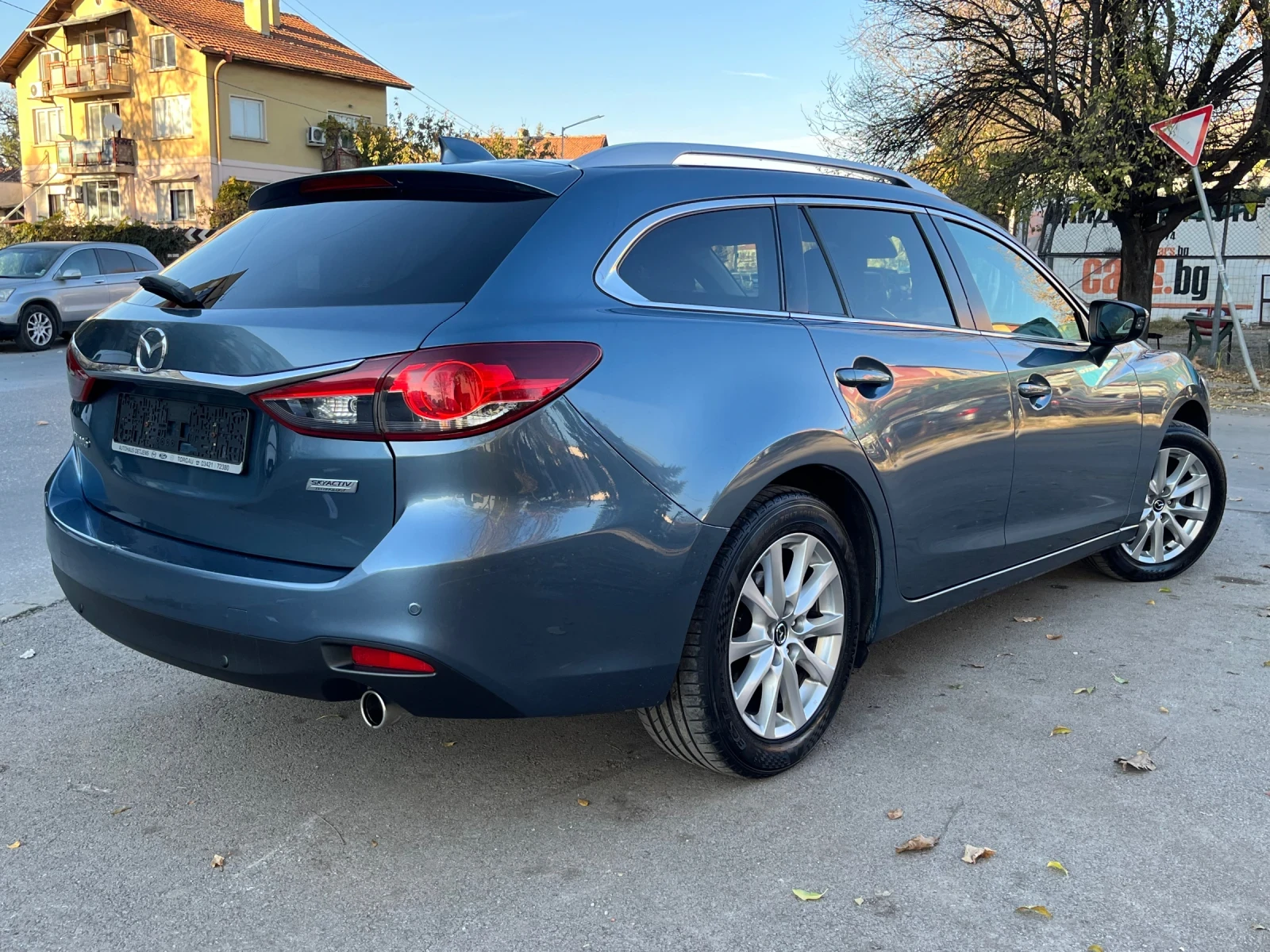 Mazda 6 SkyActiv 2.2 - изображение 2