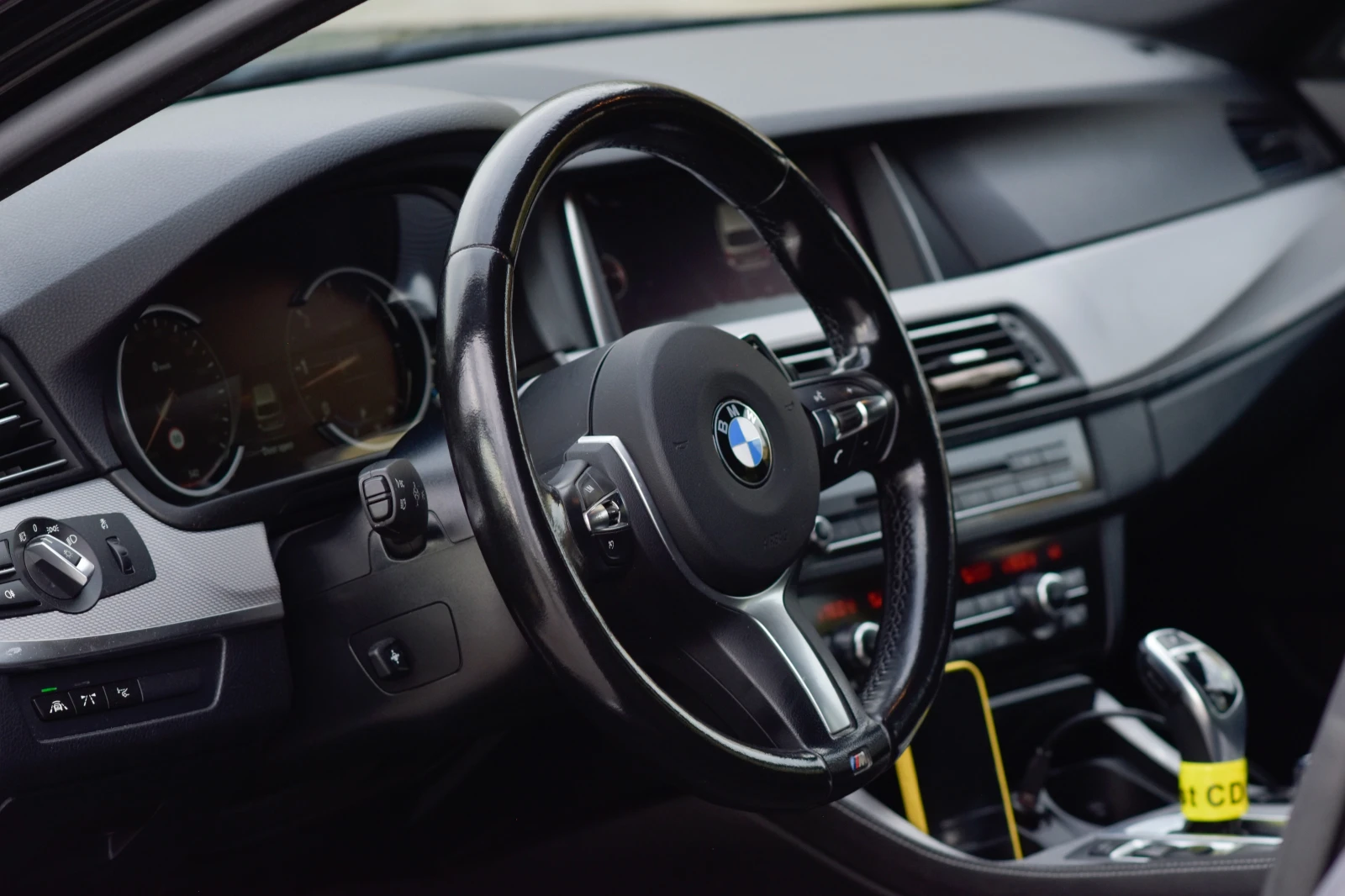 BMW 530 XD M SHADOWLINE, снимка 16 - Автомобили и джипове - 53604626