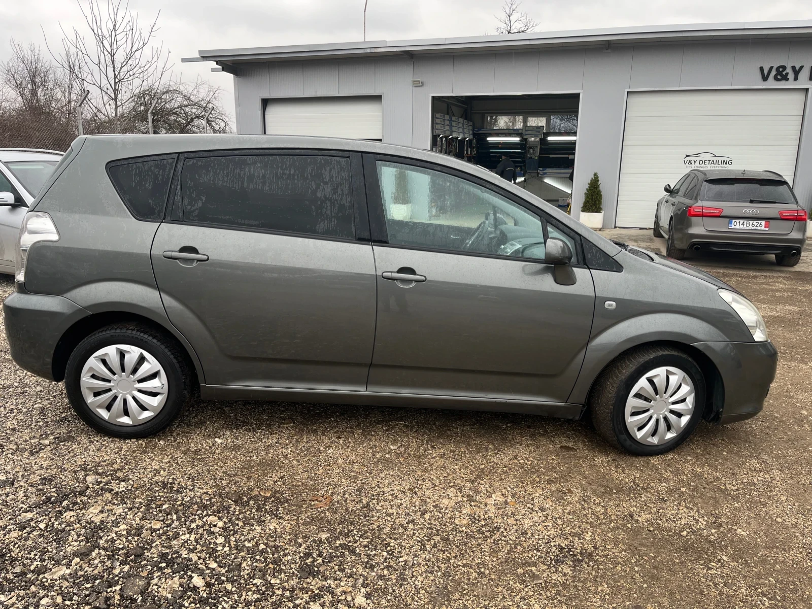 Toyota Corolla verso | Mobile.bg   13