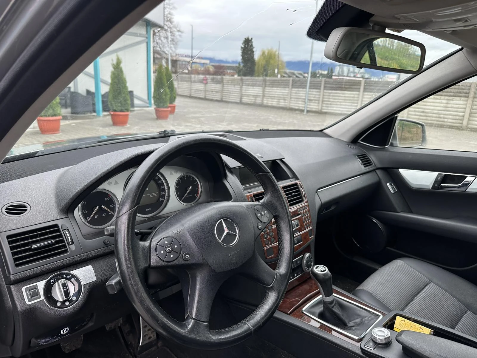 Mercedes-Benz C 180  - изображение 3
