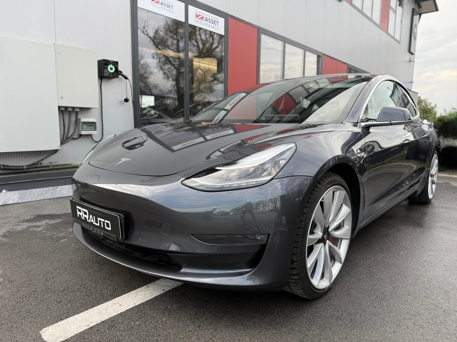 Tesla Model 3 Performance  - изображение 2