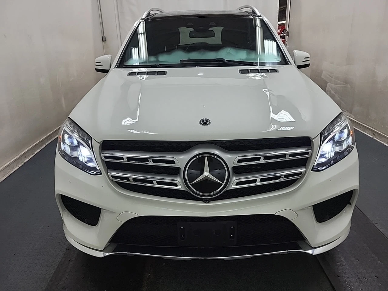 Mercedes-Benz GLS 450 * АВТО КРЕДИТ* ЦЕНА ДО БГ * CARFAX *  - изображение 2