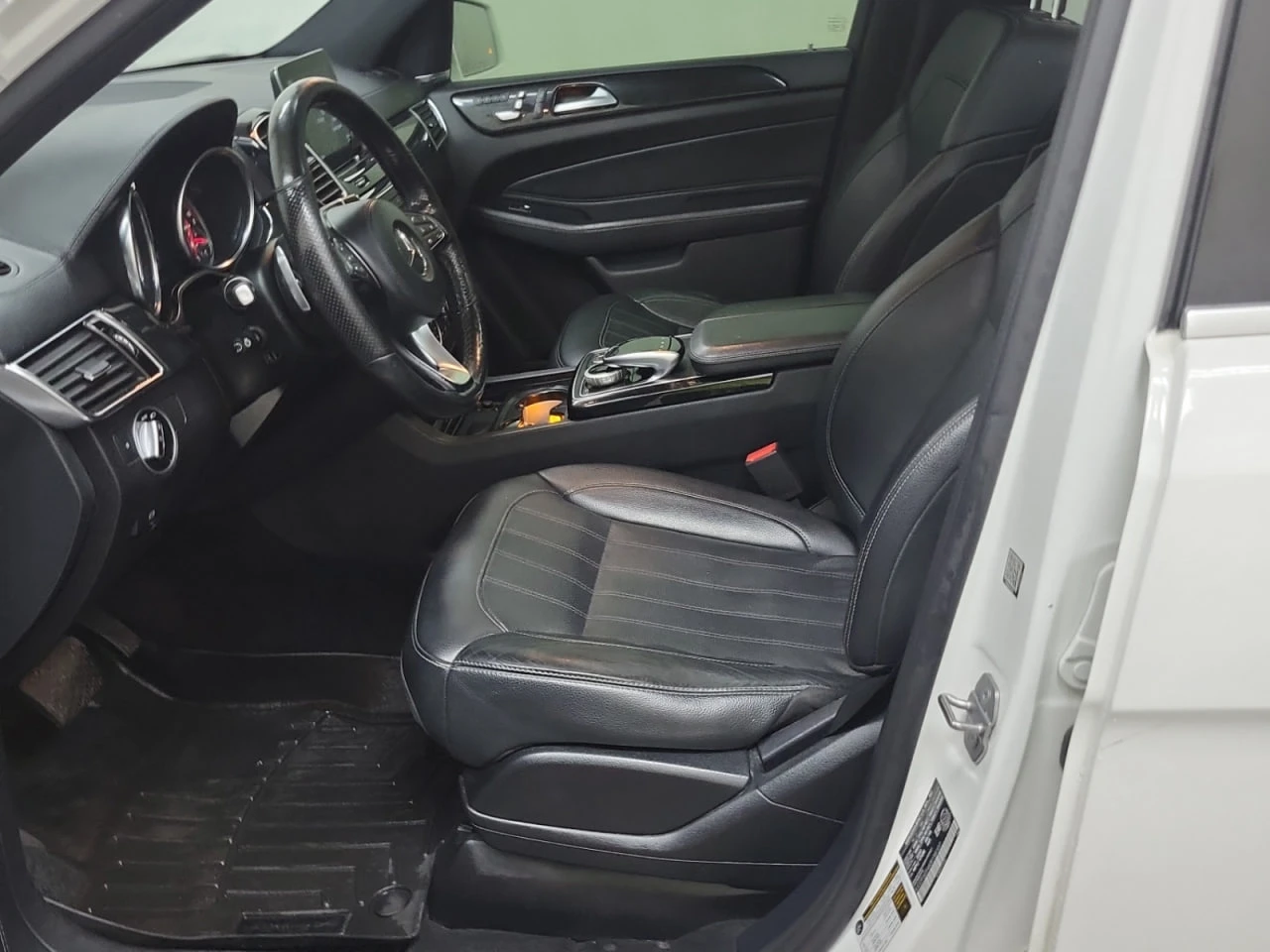 Mercedes-Benz GLS 450 * АВТО КРЕДИТ* ЦЕНА ДО БГ * CARFAX *  - изображение 8