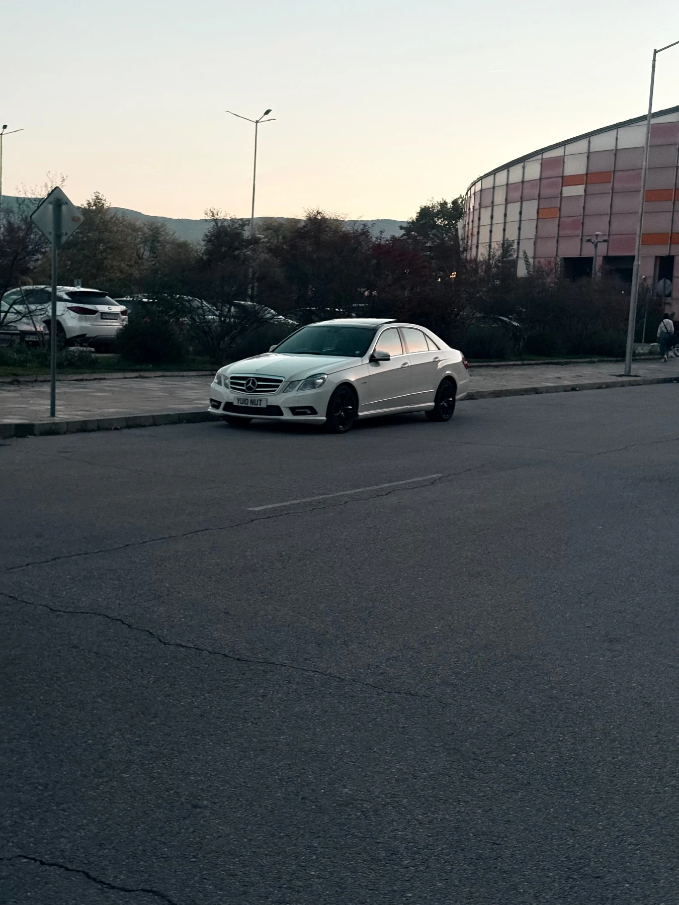 Mercedes-Benz E 350 3.0 CDI - изображение 2