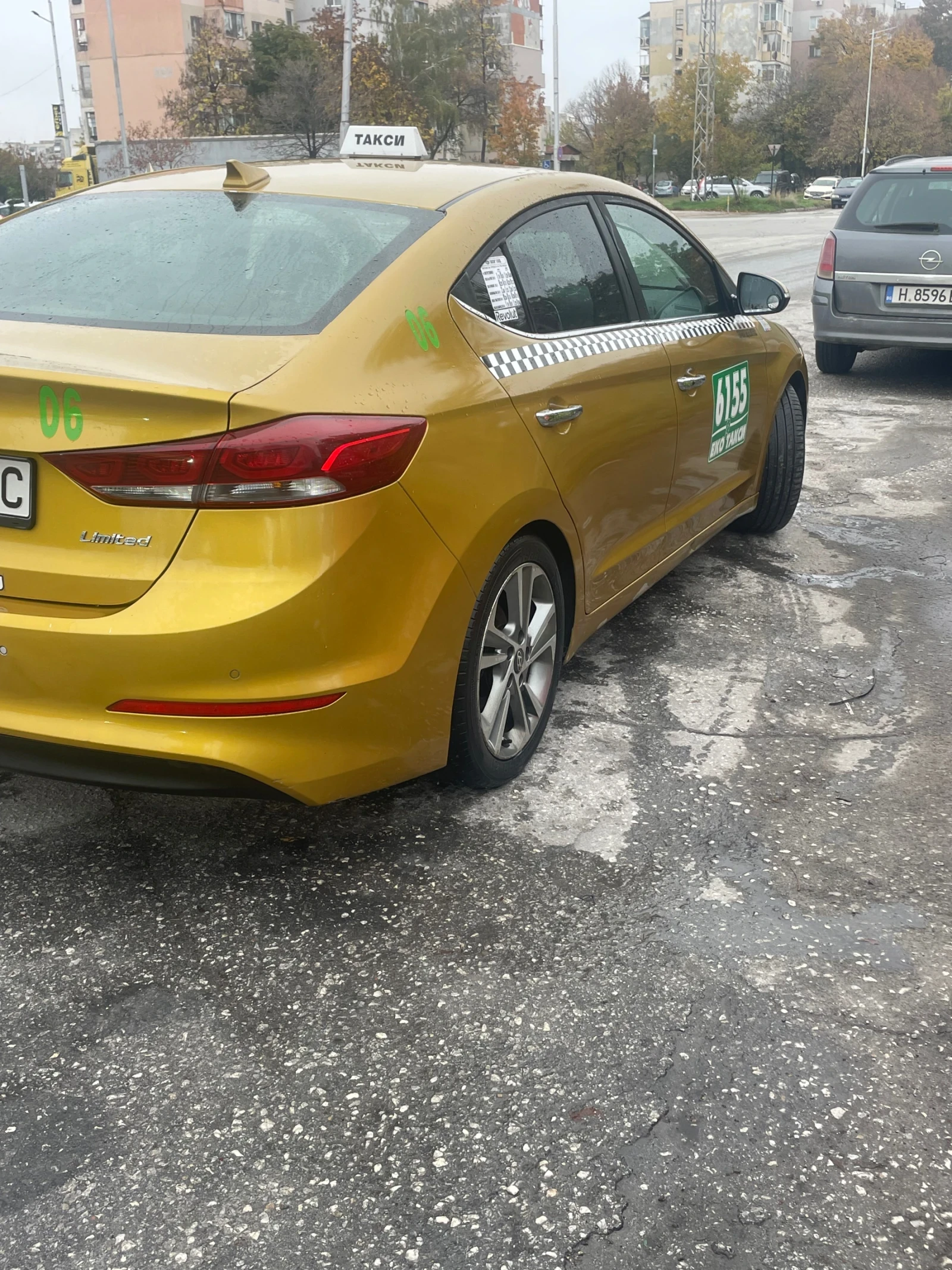 Hyundai Elantra Limited  | Mobile.bg   4