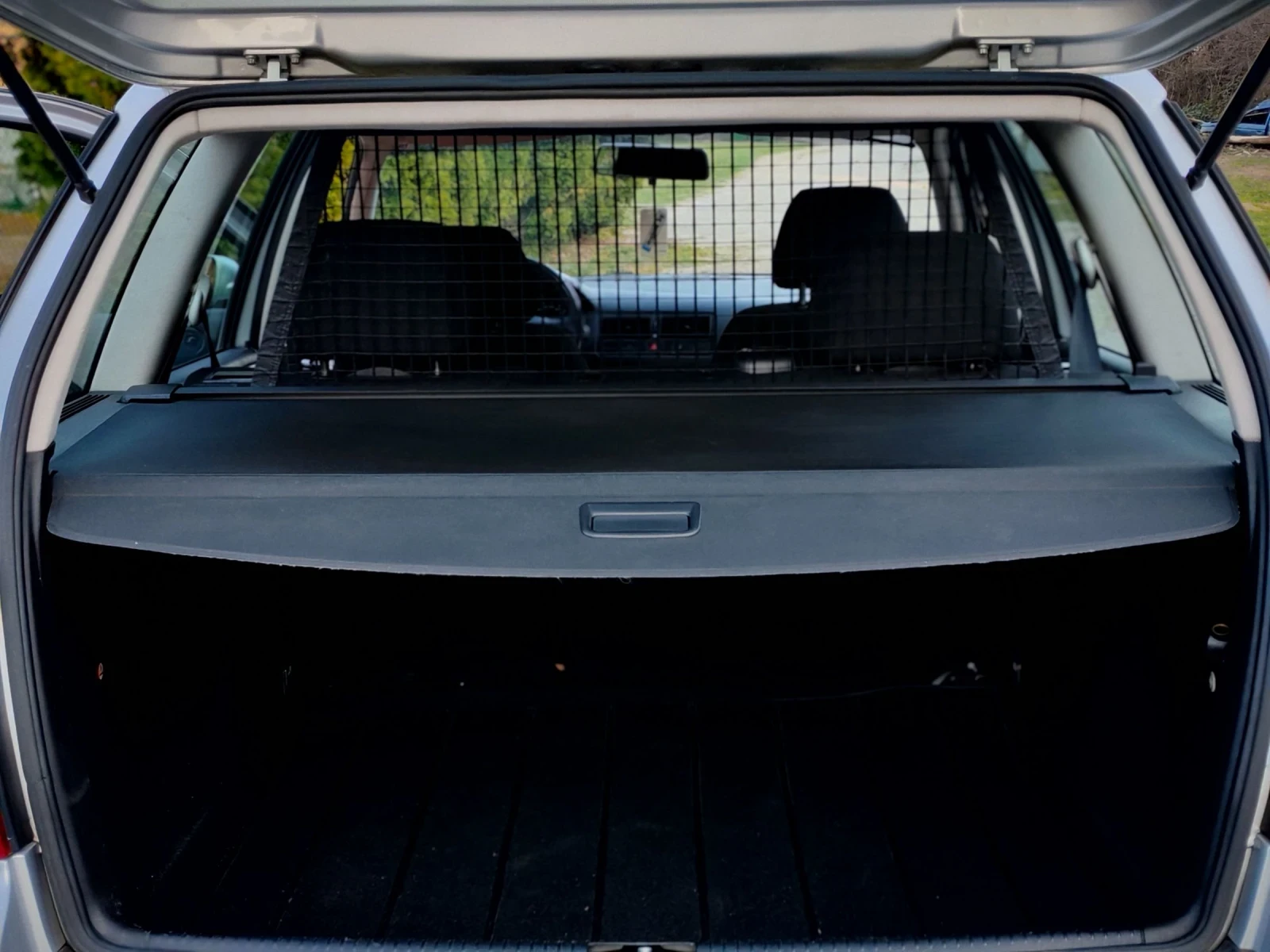 VW Golf 1.9TDI(101)* FACELIFT-2006* НОВ ВНОС* , снимка 15 - Автомобили и джипове - 53772214