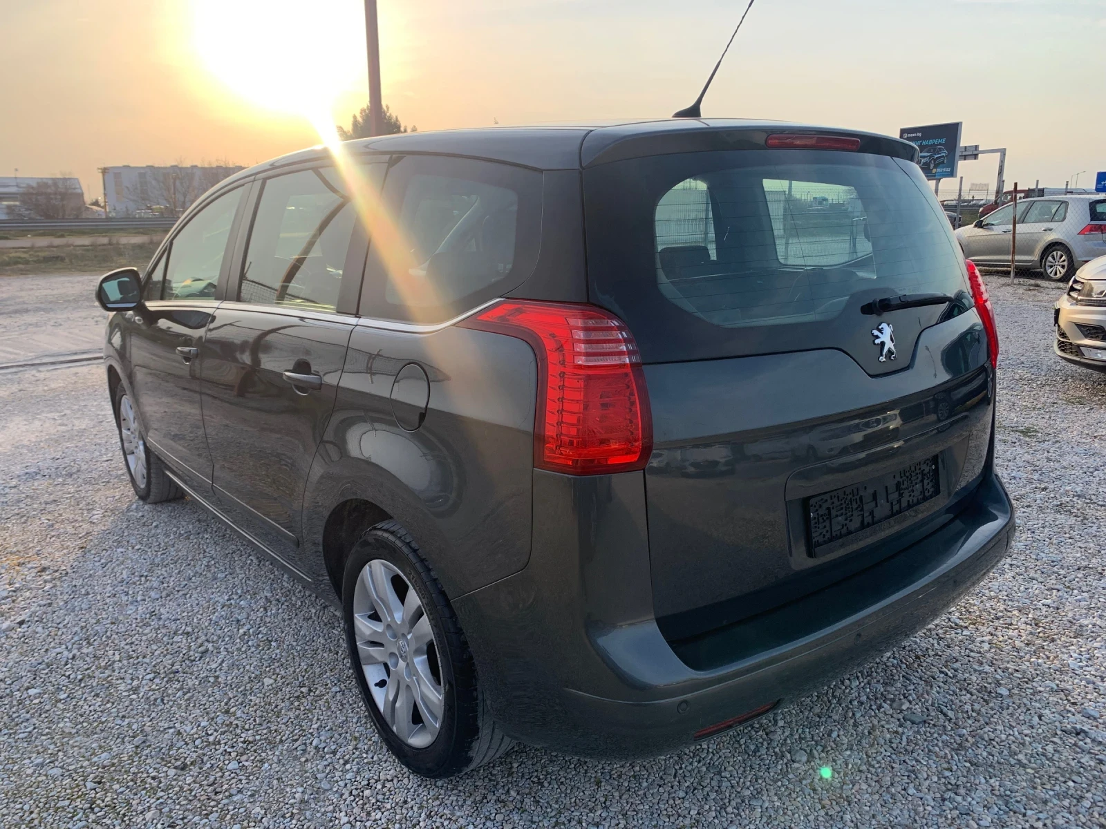Peugeot 5008 2.0hdi /7 mesta, снимка 5 - Автомобили и джипове - 53907633