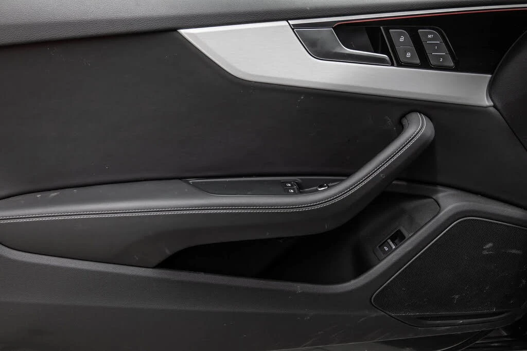 Audi A5 * S-Line* * HeadUp* AвтоКредит* (ЦЕНА ДО БГ), снимка 17 - Автомобили и джипове - 53988679