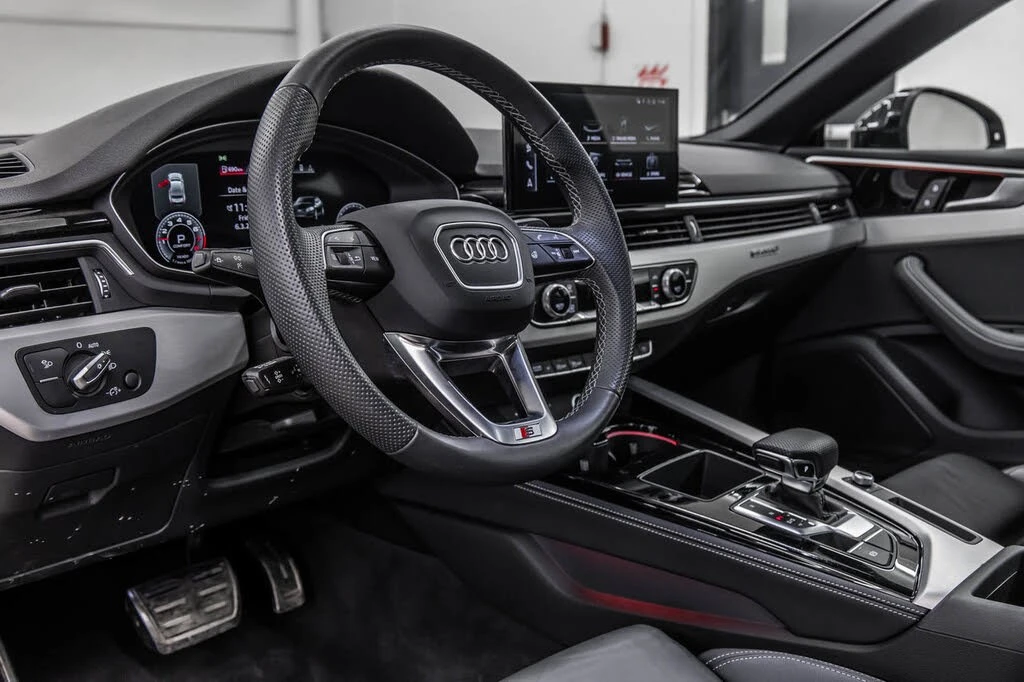 Audi A5 * S-Line* * HeadUp* AвтоКредит* (ЦЕНА ДО БГ), снимка 10 - Автомобили и джипове - 53988679