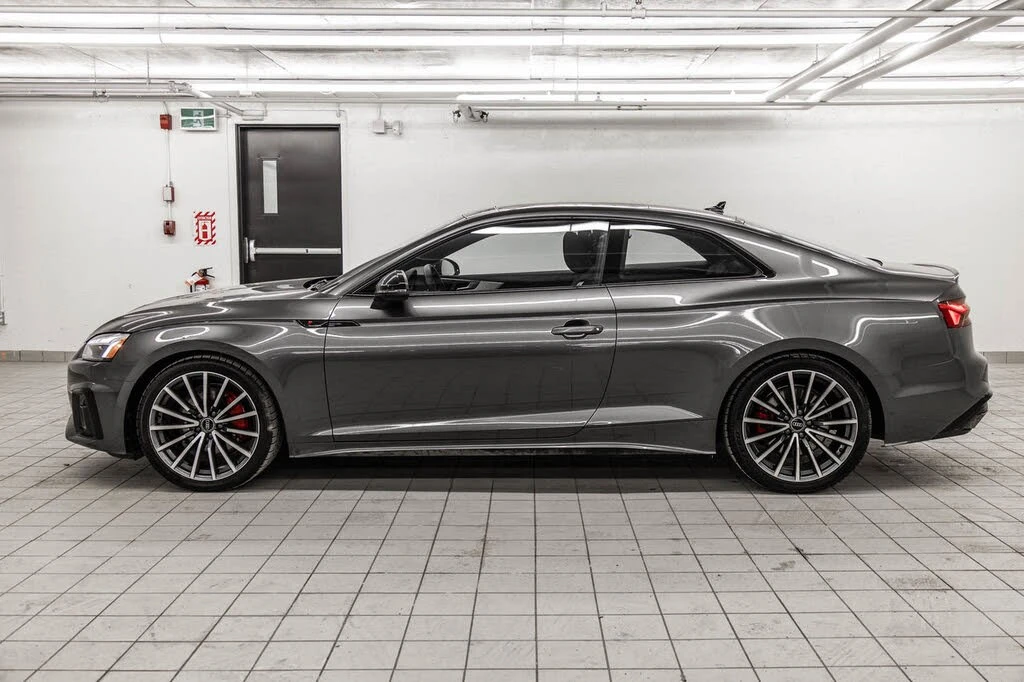 Audi A5 * S-Line* * HeadUp* AвтоКредит* (ЦЕНА ДО БГ), снимка 5 - Автомобили и джипове - 53988679