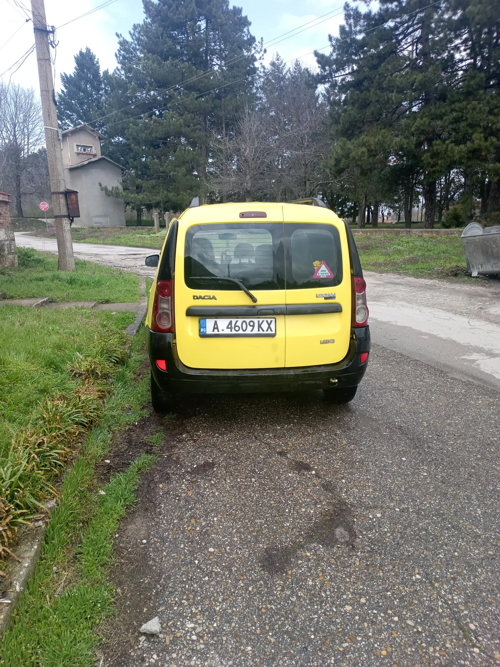 Dacia Logan, снимка 9 - Автомобили и джипове - 54151610