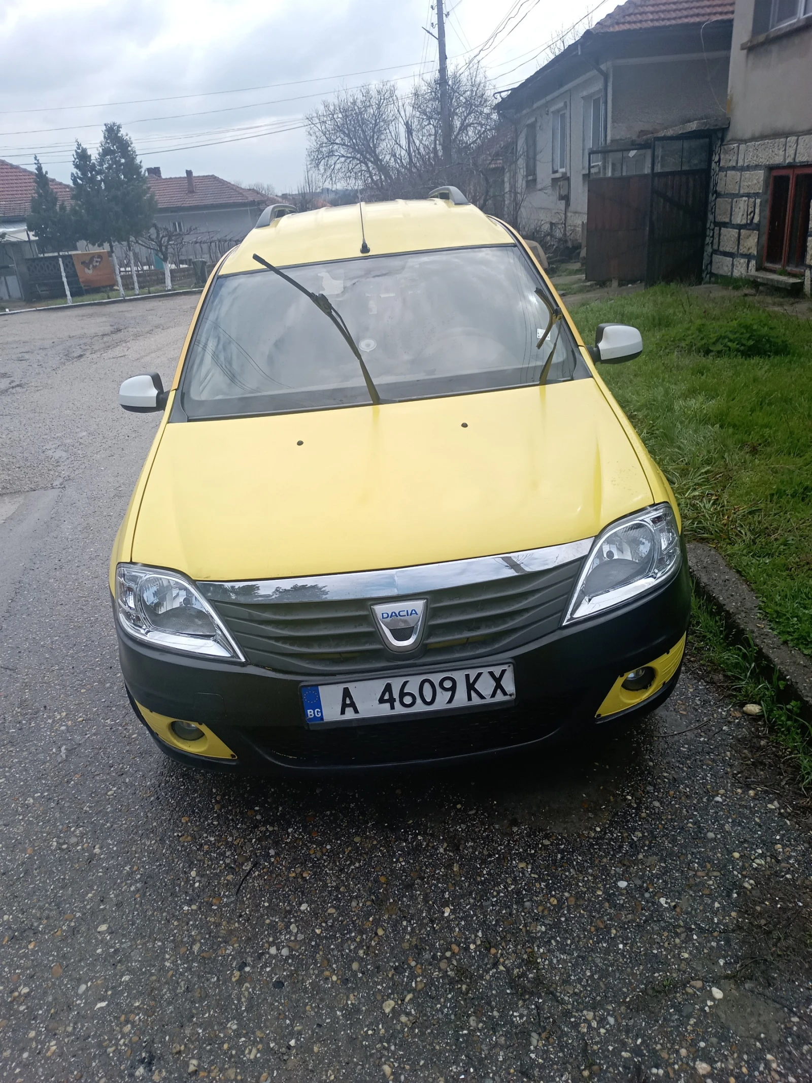 Dacia Logan, снимка 6 - Автомобили и джипове - 54151610