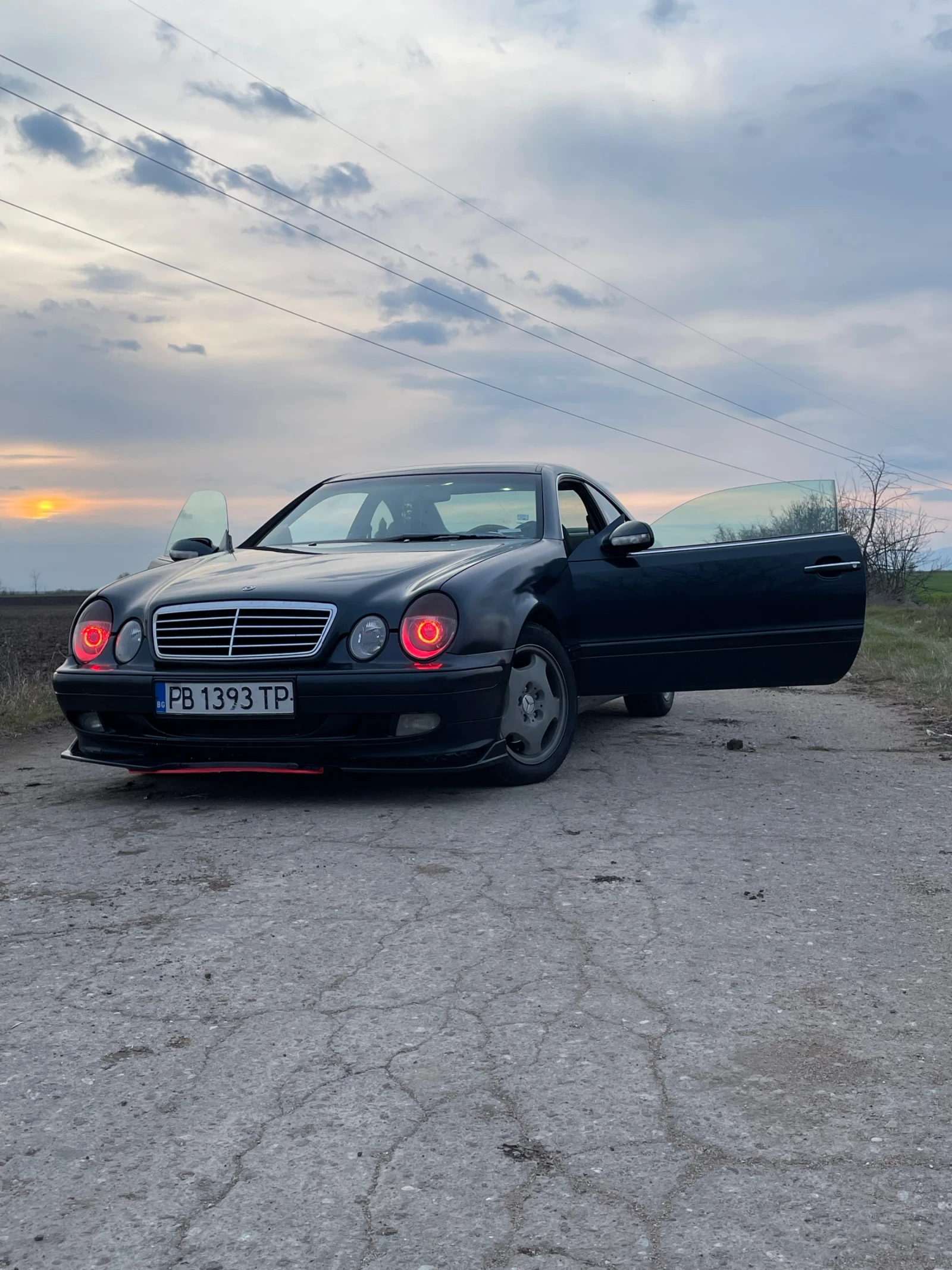 Mercedes-Benz CLK 200 kompresor, снимка 5 - Автомобили и джипове - 54241888