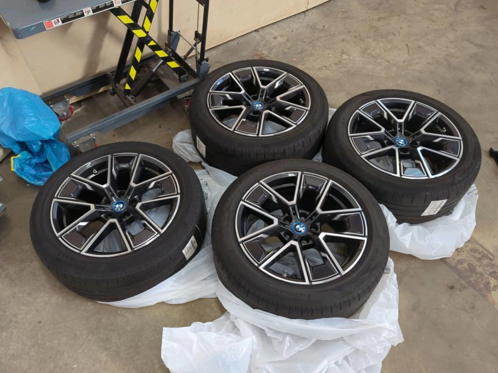 BMW i4 M 50 - xDrive - Electric, снимка 17 - Автомобили и джипове - 54293713