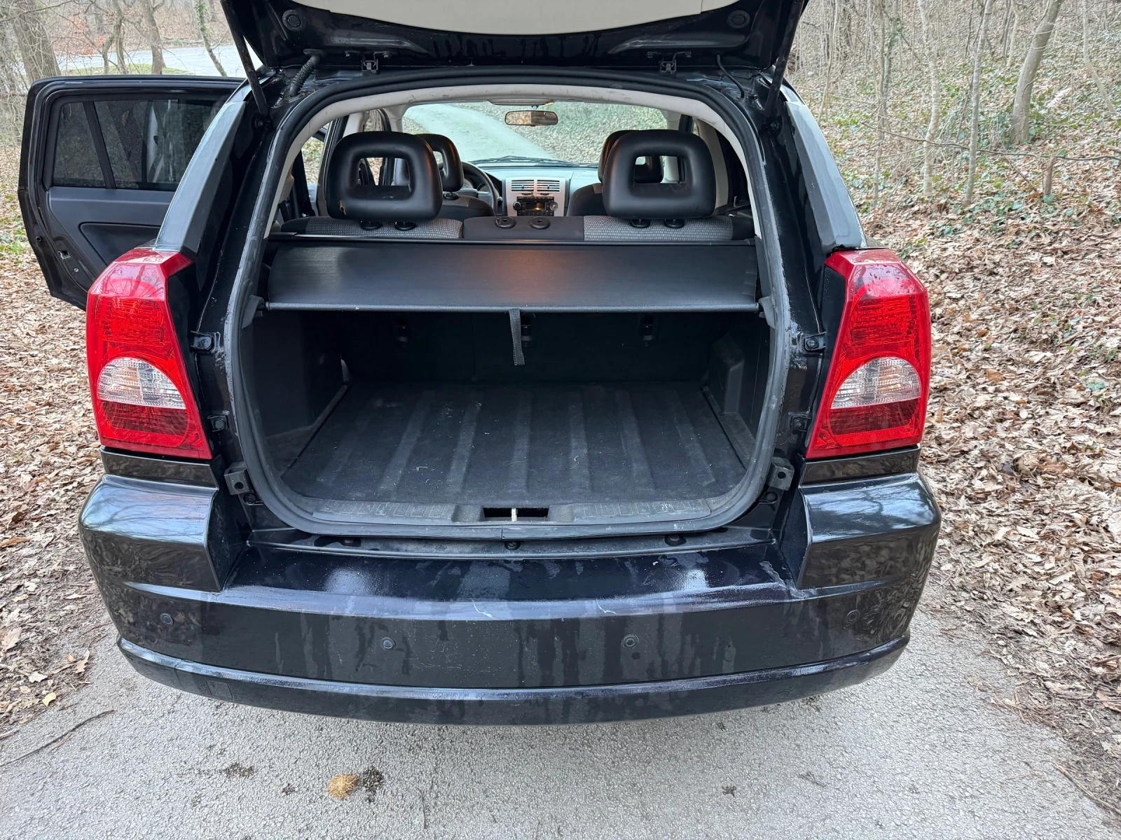 VW Passat Dodge Caliber 2.0 TDI, снимка 8 - Автомобили и джипове - 54558756