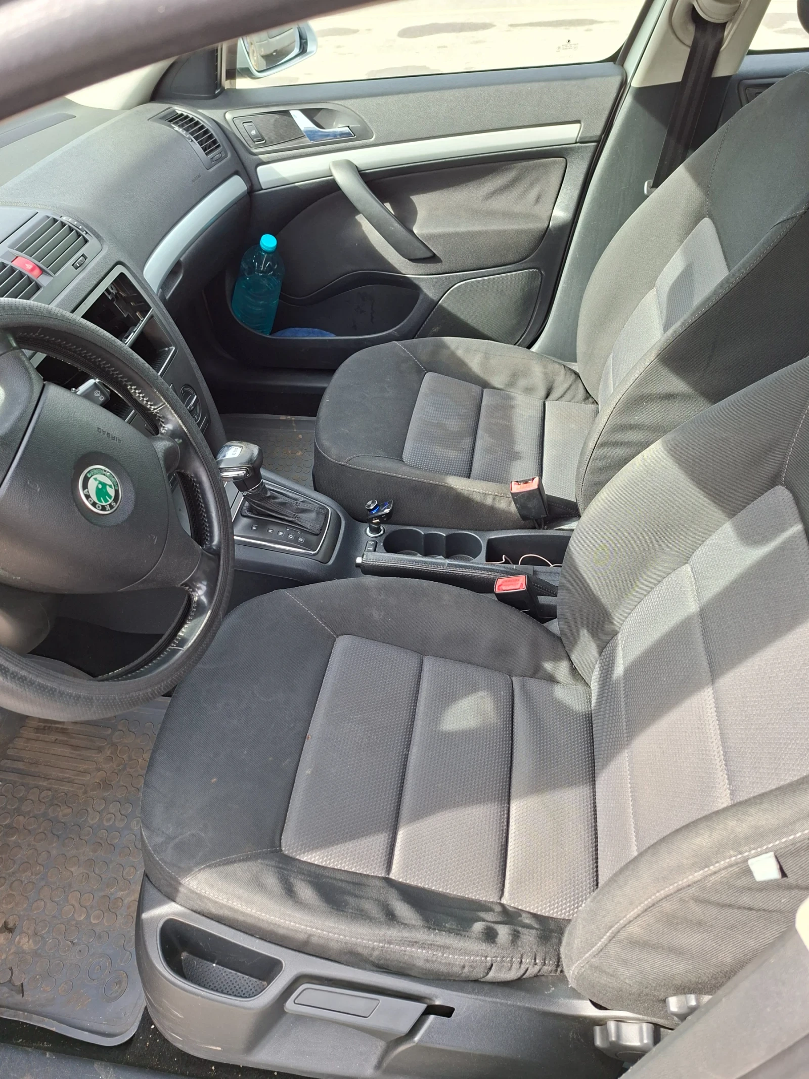 Skoda Octavia 1.9 TDI DSG, снимка 6 - Автомобили и джипове - 54577615