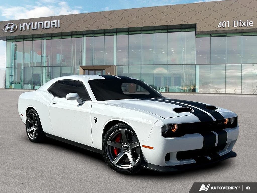 Dodge Challenger  SRT Hellcat Jailbreak RWD