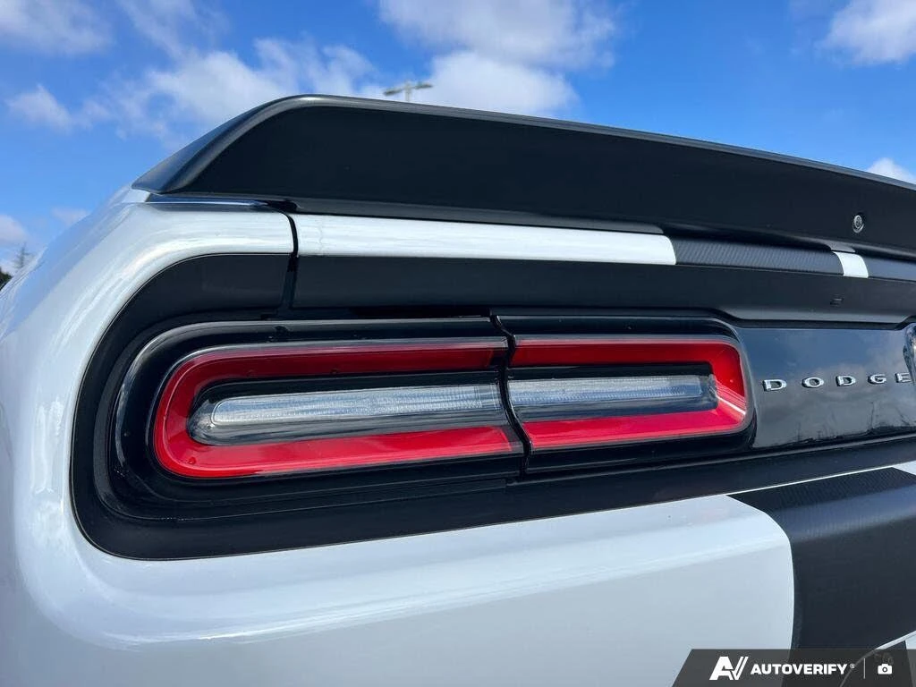 Dodge Challenger  SRT Hellcat Jailbreak RWD, снимка 9 - Автомобили и джипове - 54906831