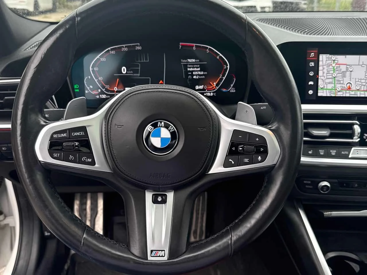 BMW 330 330i xDrive  CARFAX | Mobile.bg � ����������� 16