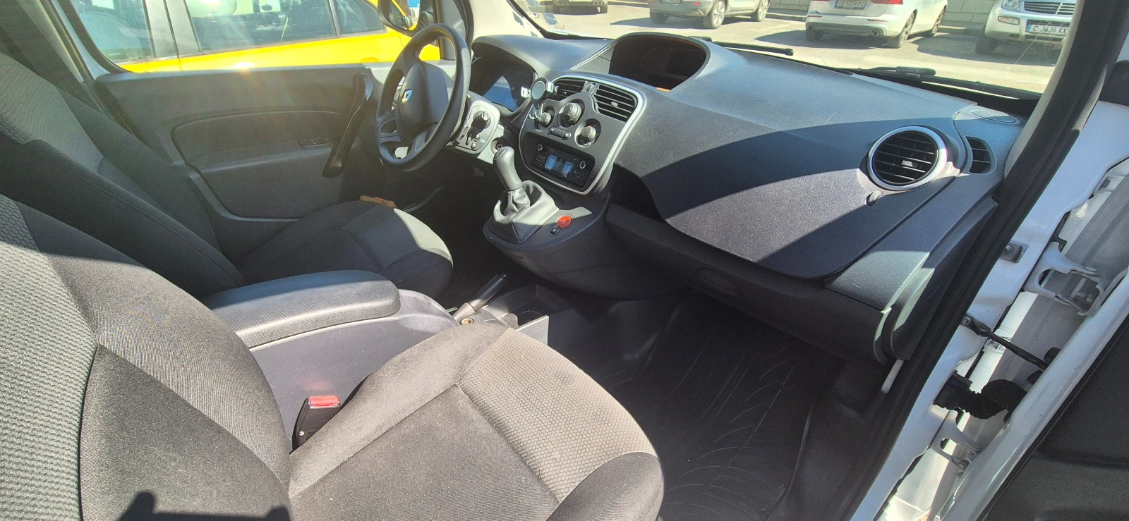 Renault Kangoo баничарка, снимка 5 - Автомобили и джипове - 55352134