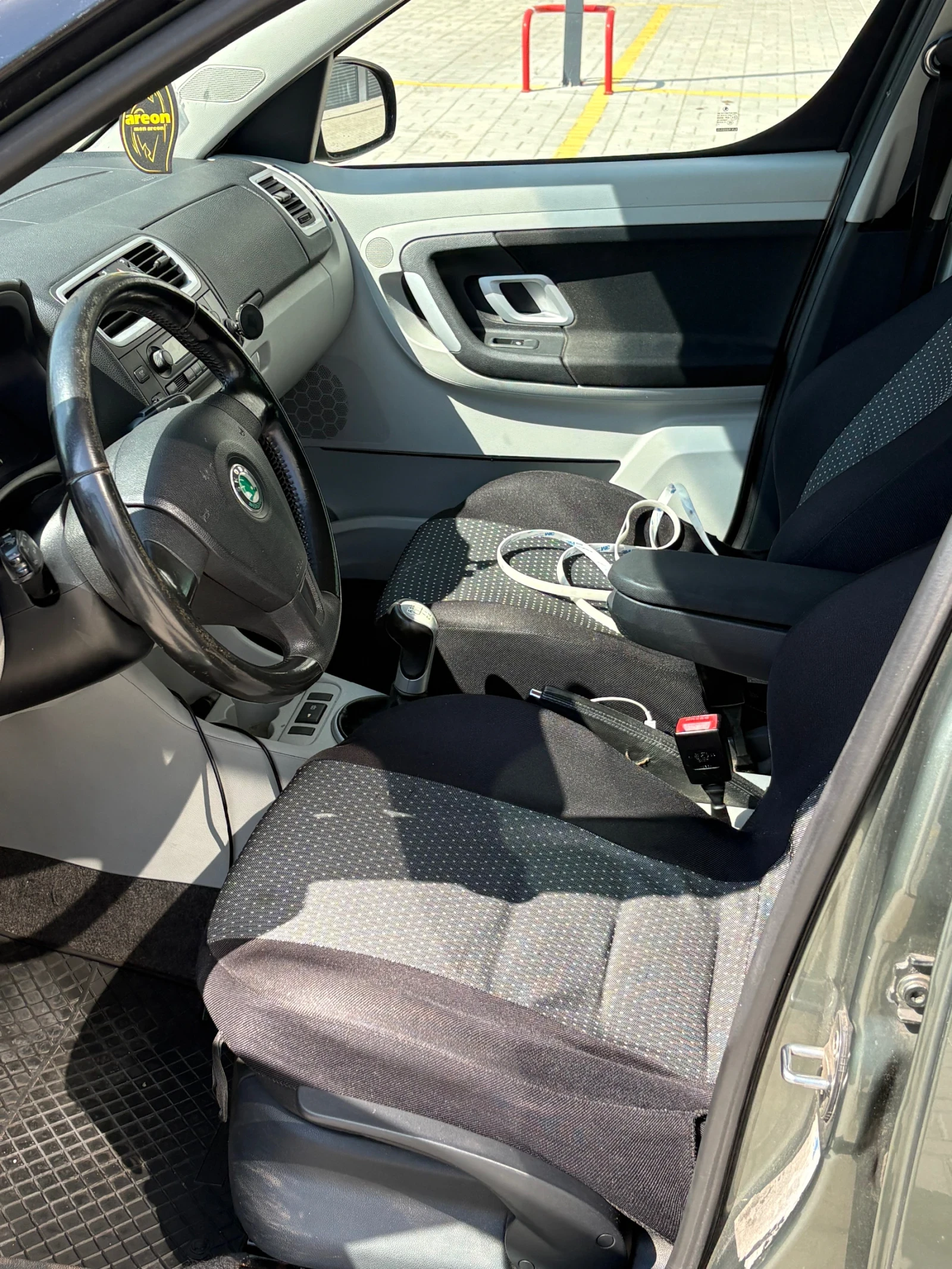 Skoda Roomster 1.9tdi 105кс, снимка 11 - Автомобили и джипове - 55415468