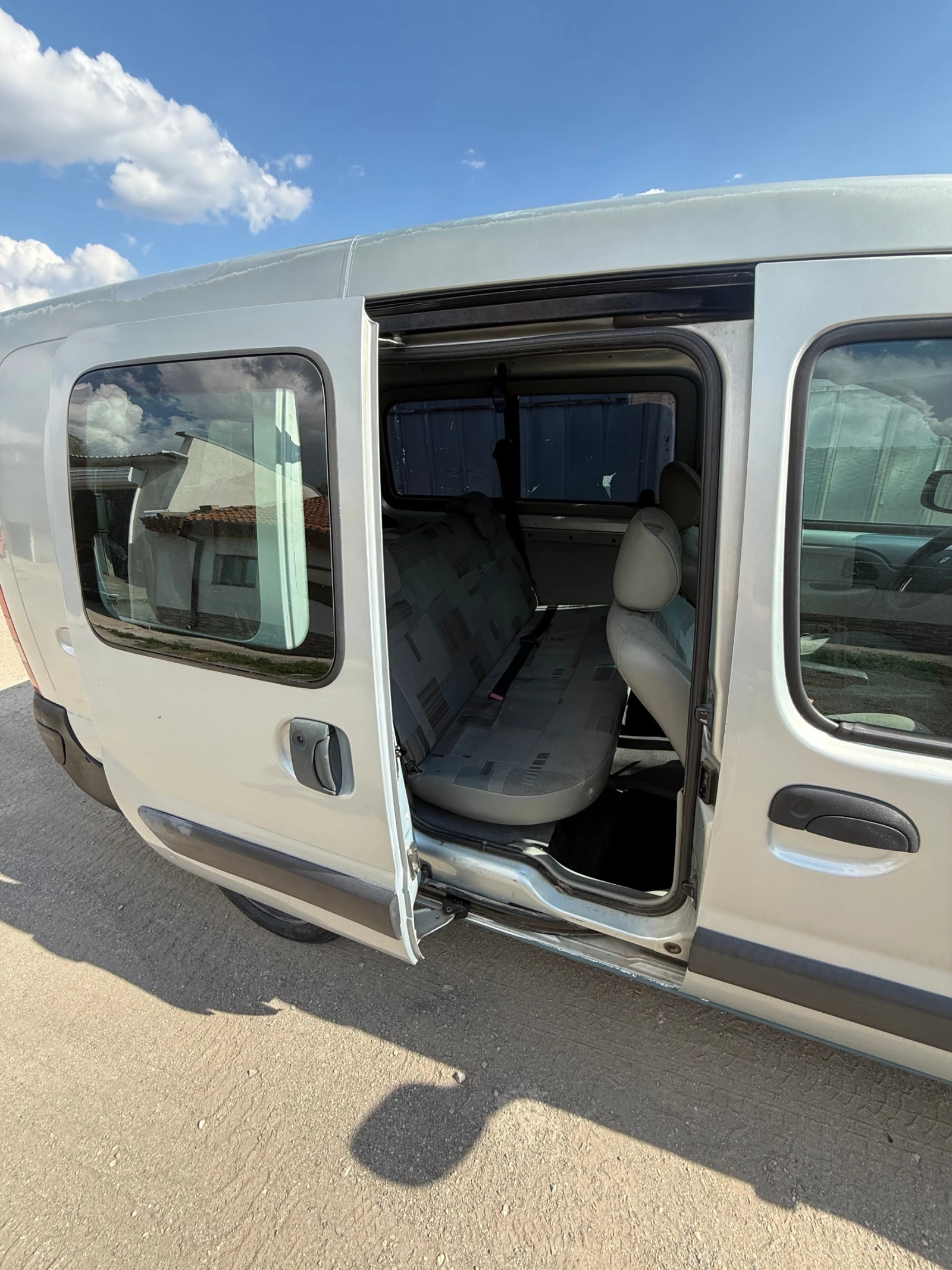 Renault Kangoo Товарен автомобил, снимка 8 - Автомобили и джипове - 55941359