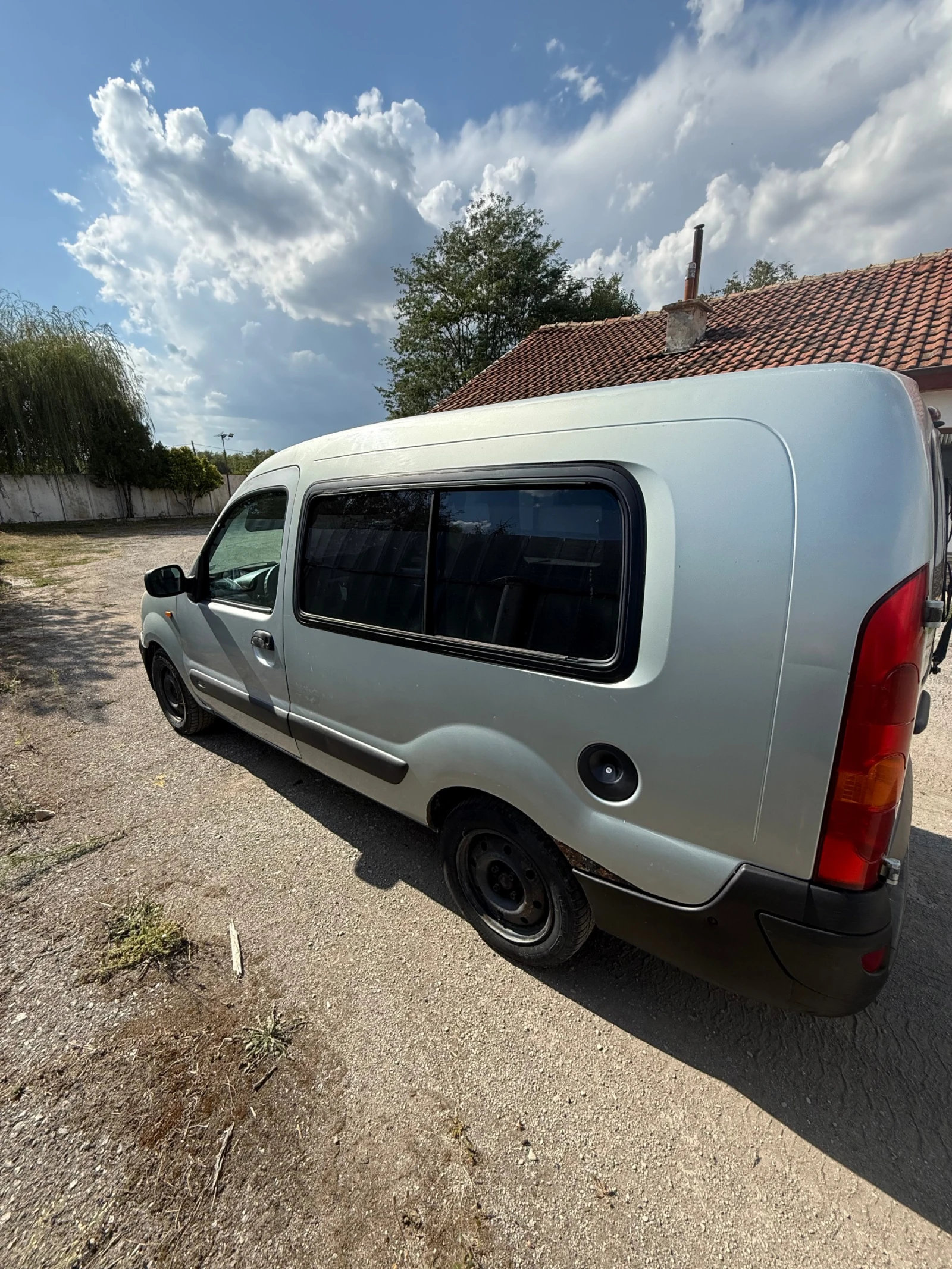 Renault Kangoo Товарен автомобил, снимка 4 - Автомобили и джипове - 55941359