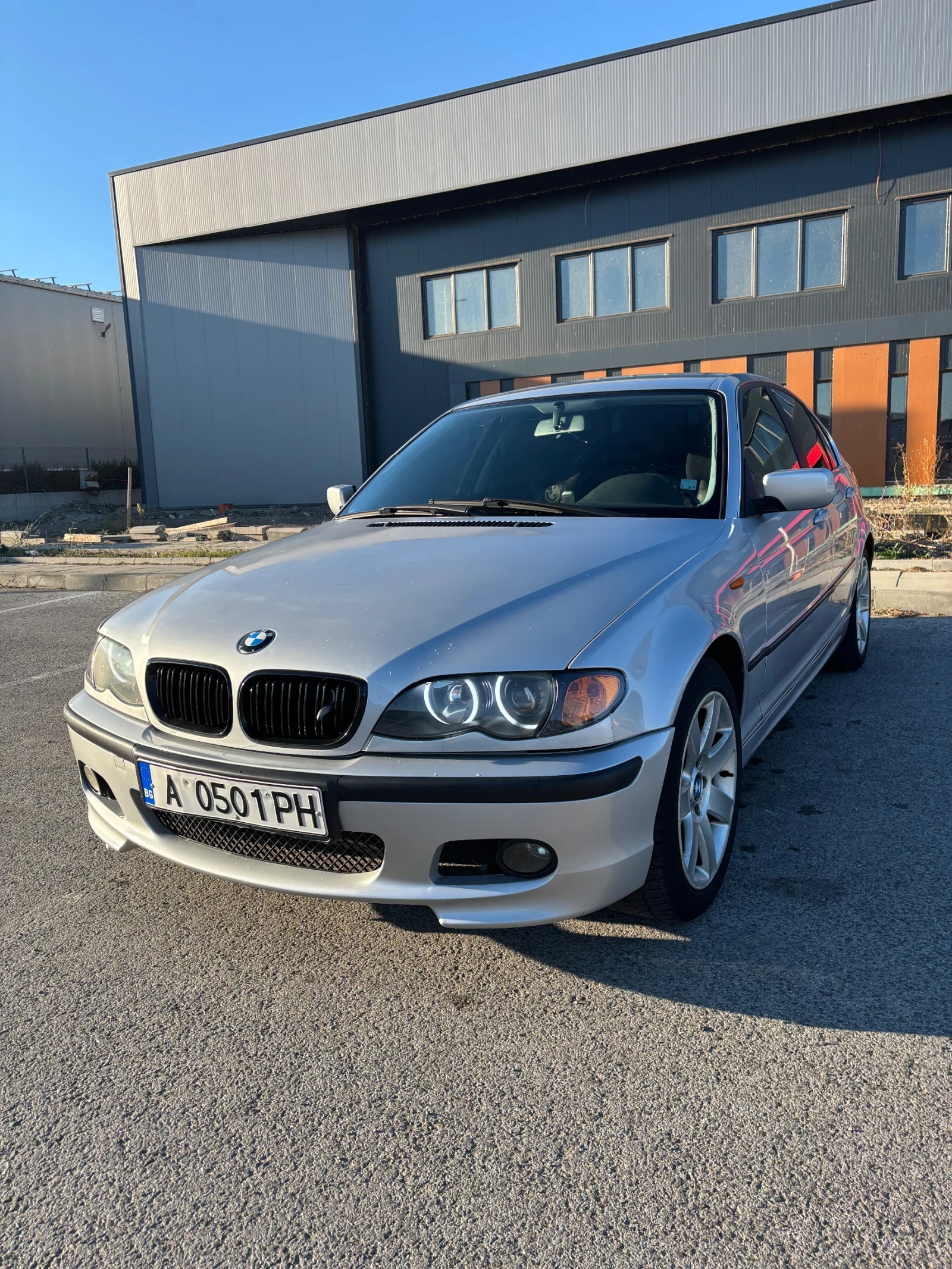 BMW 320