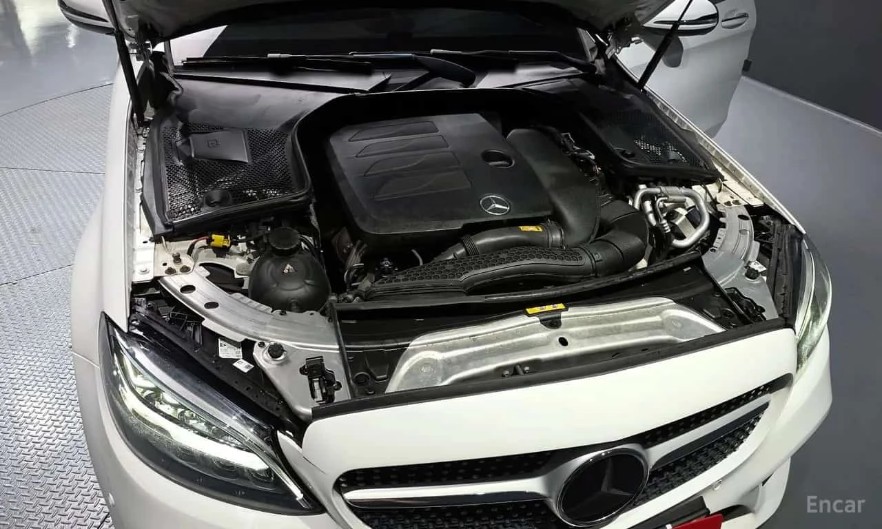 Mercedes-Benz C 200 AMG LINE* DIGITAL* ФИКСИРАНА ЦЕНА ДО БЪЛГАРИЯ* , снимка 17 - Автомобили и джипове - 56258775