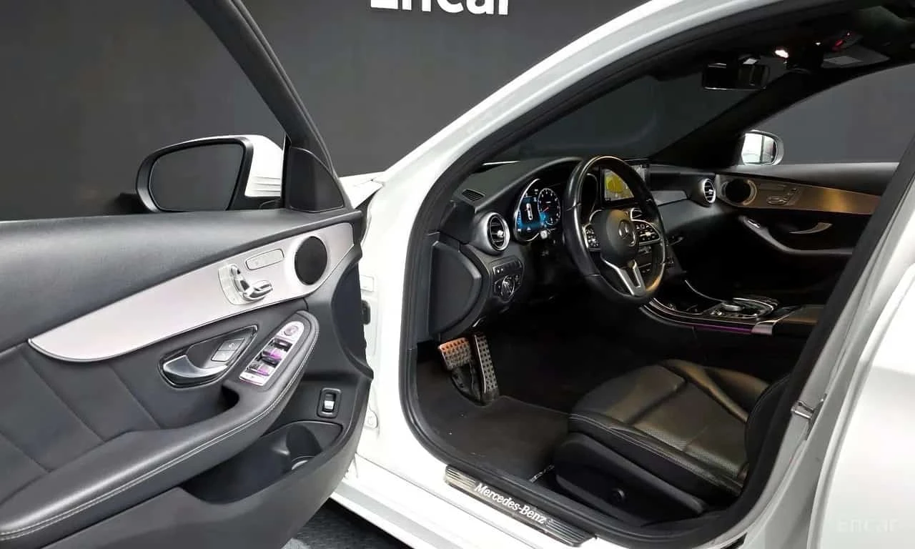Mercedes-Benz C 200 AMG LINE* DIGITAL* ФИКСИРАНА ЦЕНА ДО БЪЛГАРИЯ* , снимка 9 - Автомобили и джипове - 56258775