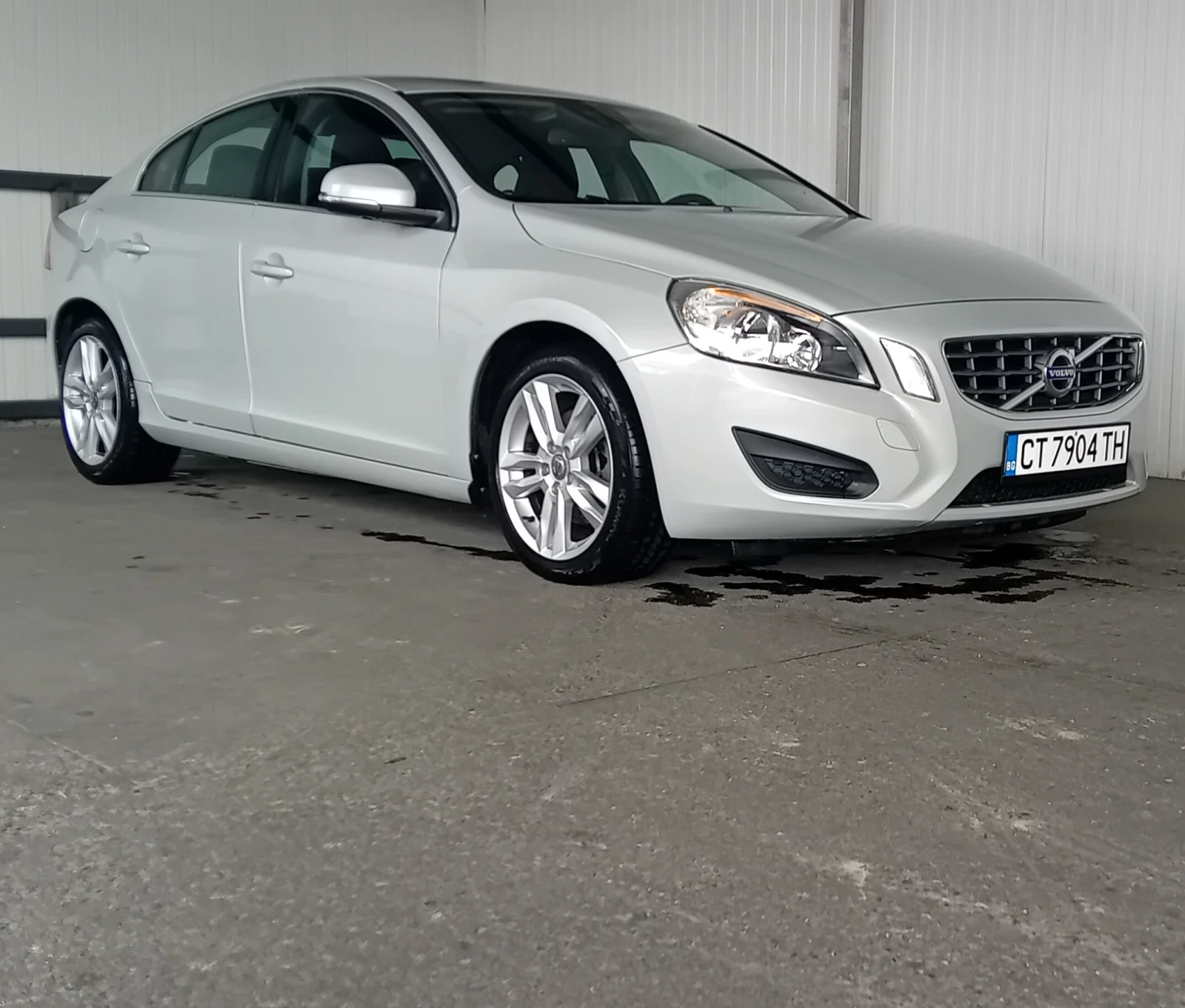 Volvo S60, снимка 2 - Автомобили и джипове - 56367333