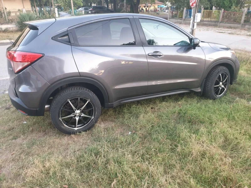 Honda Hr-v 1.8i 4x4, снимка 4 - Автомобили и джипове - 47218532