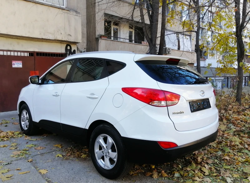 Hyundai IX35 2.0i.163К.c.Безключово палене KEYLESS-GO.КОЖА , снимка 13 - Автомобили и джипове - 48093135