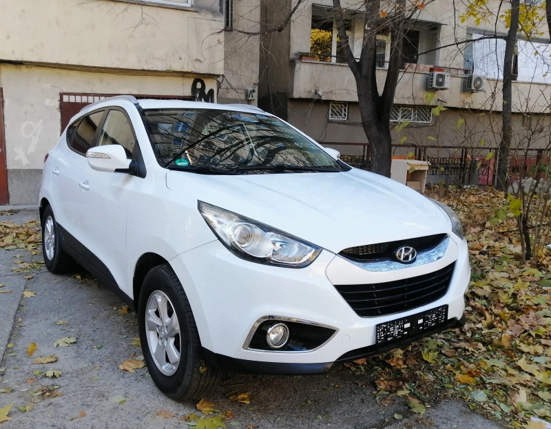 Hyundai IX35 2.0i.163К.c.Безключово палене KEYLESS-GO.КОЖА , снимка 4 - Автомобили и джипове - 48093135