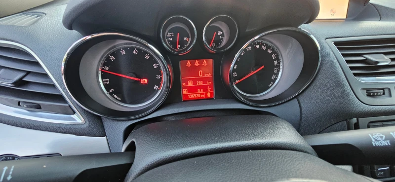 Opel Mokka 1.4 Turbo Ecotec 4x4 Start&Stop Cosmo NAVI EURO6B, снимка 10 - Автомобили и джипове - 52021236