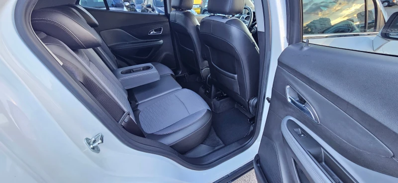 Opel Mokka 1.4 Turbo Ecotec 4x4 Start&Stop Cosmo NAVI EURO6B, снимка 14 - Автомобили и джипове - 52021236