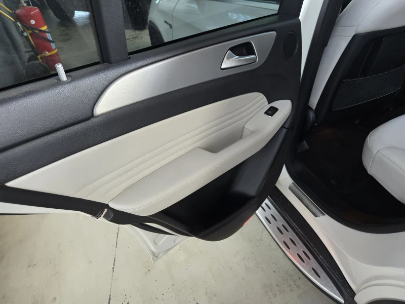 Mercedes-Benz GLE 350 Coupe 350 AMG, снимка 5 - Автомобили и джипове - 52507884