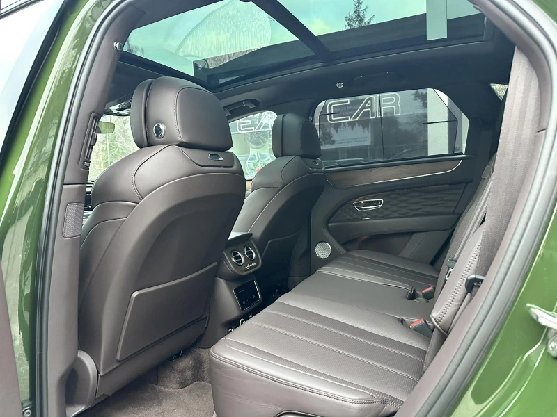 Bentley Bentayga V8 AZURE, снимка 15 - Автомобили и джипове - 52883971