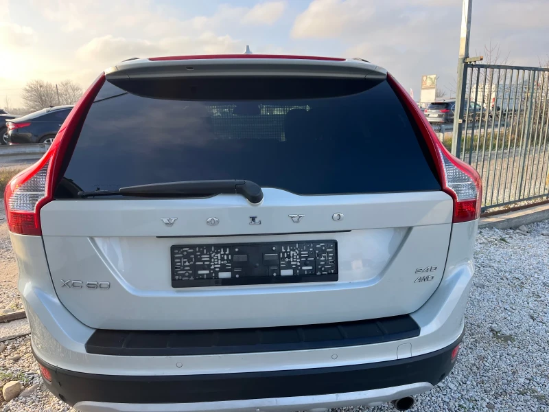 Volvo XC60 2.4D4 AWD Automat 163кс, снимка 5 - Автомобили и джипове - 52885214