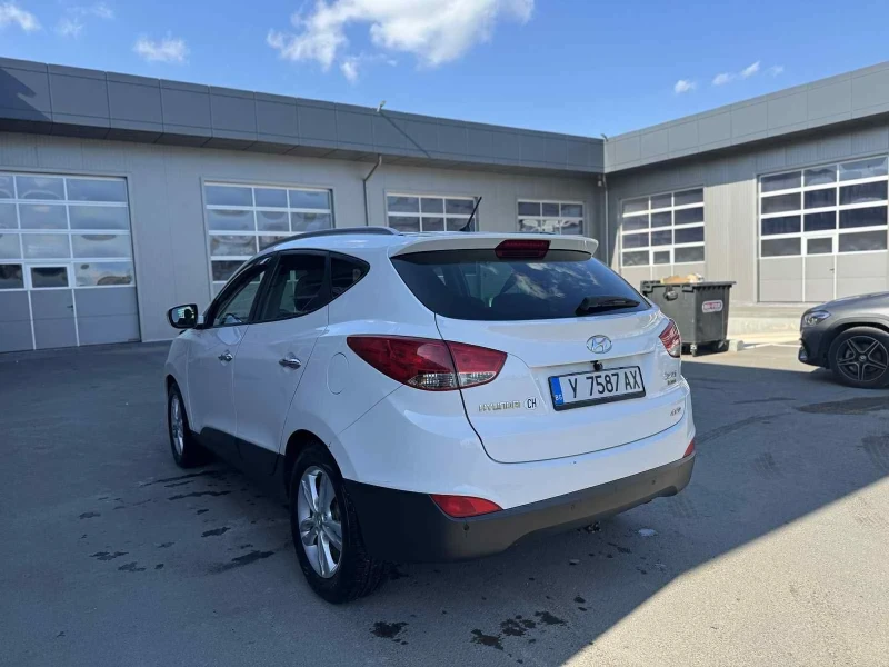 Hyundai IX35, снимка 5 - Автомобили и джипове - 53427710