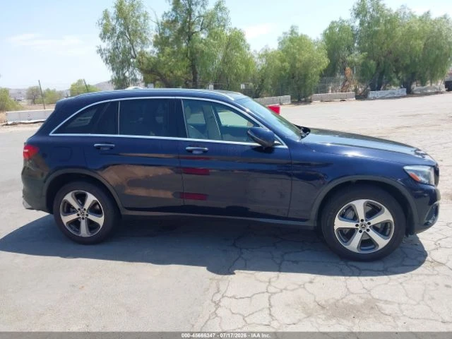 Mercedes-Benz GLC 300 КОЖА* ПОДГРЕВ* ПАНОРАМА* NAVI* CAMERA* , снимка 12 - Автомобили и джипове - 55452315