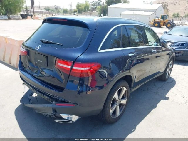 Mercedes-Benz GLC 300 КОЖА* ПОДГРЕВ* ПАНОРАМА* NAVI* CAMERA* , снимка 4 - Автомобили и джипове - 55452315