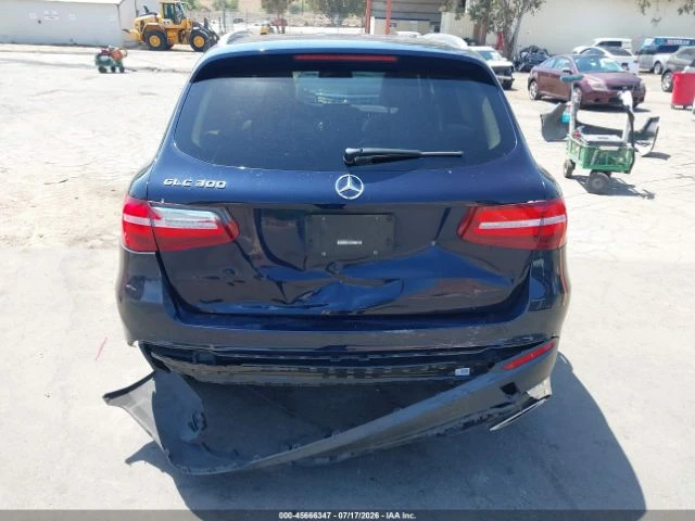 Mercedes-Benz GLC 300 КОЖА* ПОДГРЕВ* ПАНОРАМА* NAVI* CAMERA* , снимка 15 - Автомобили и джипове - 55452315