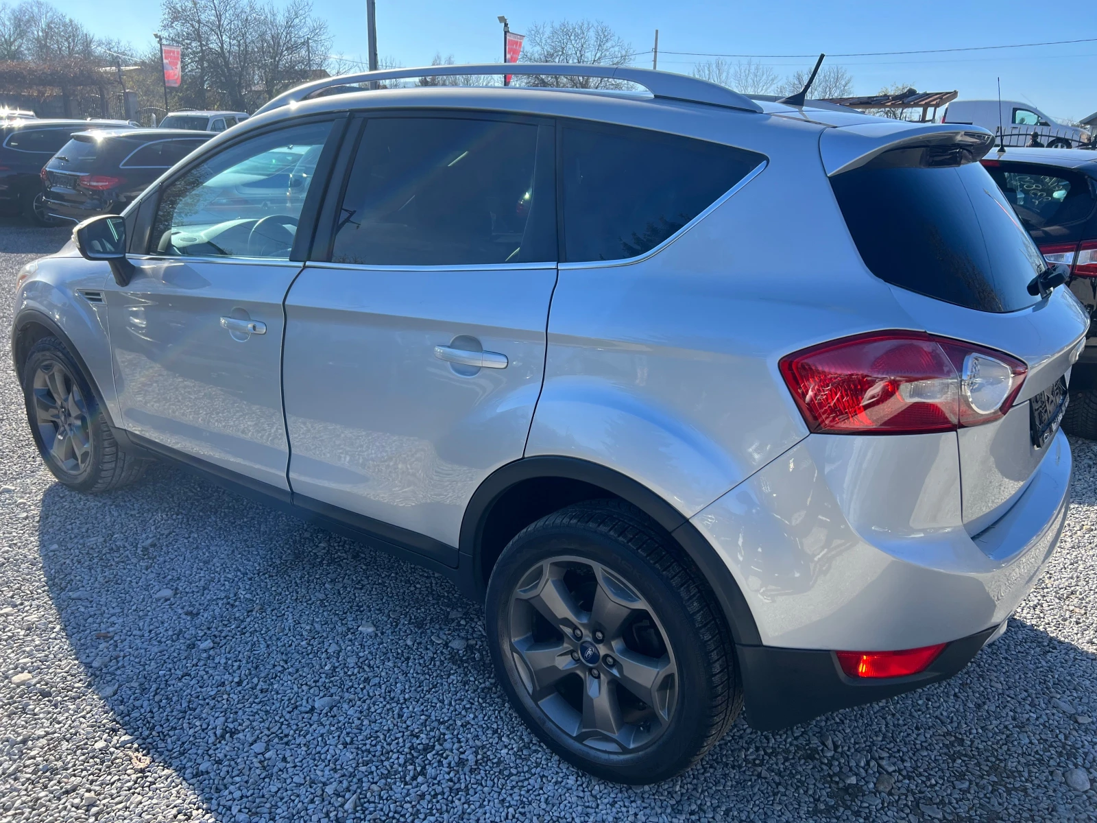 Ford Kuga 2.0TDCI-4X4-6 СКОРОСТИ-ПАНОРАМА - изображение 5