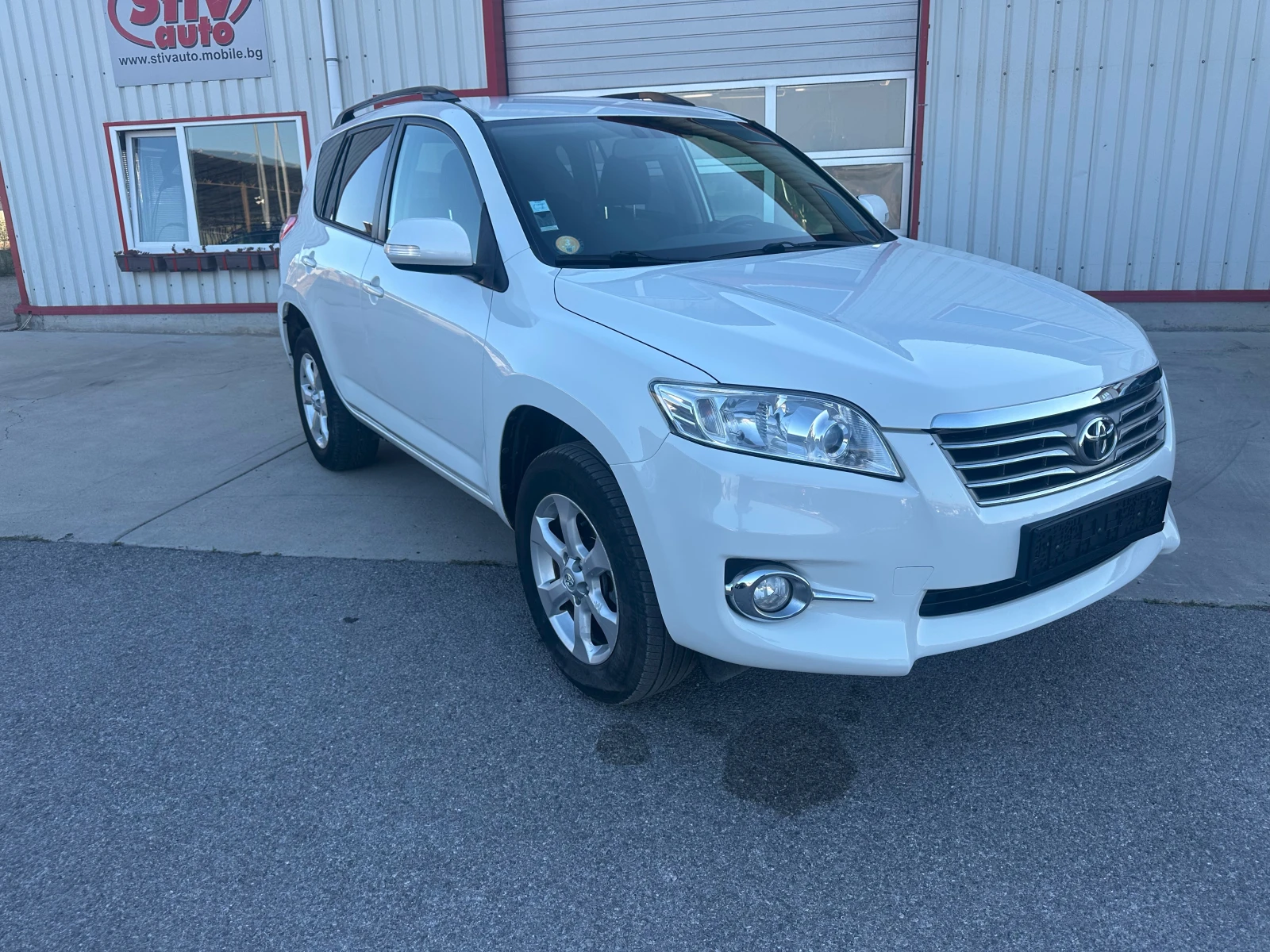 Toyota Rav4 2.2 D4D - изображение 7