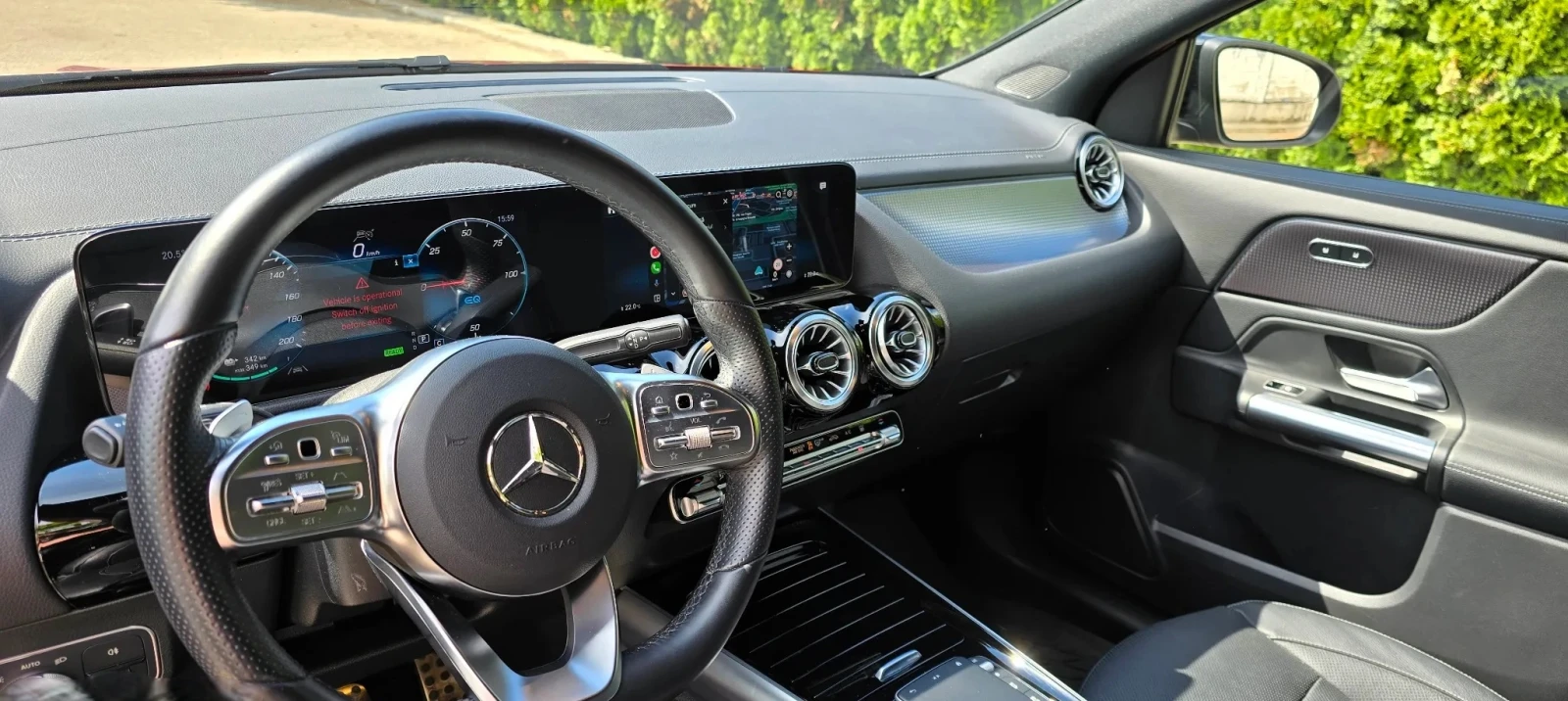 Mercedes-Benz EQA 300 SUV AMG Line 4Matic - изображение 5