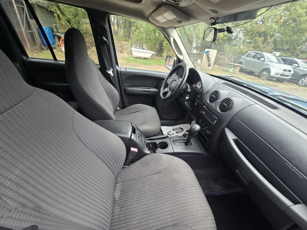 Jeep Cherokee 3.7      | Mobile.bg   12