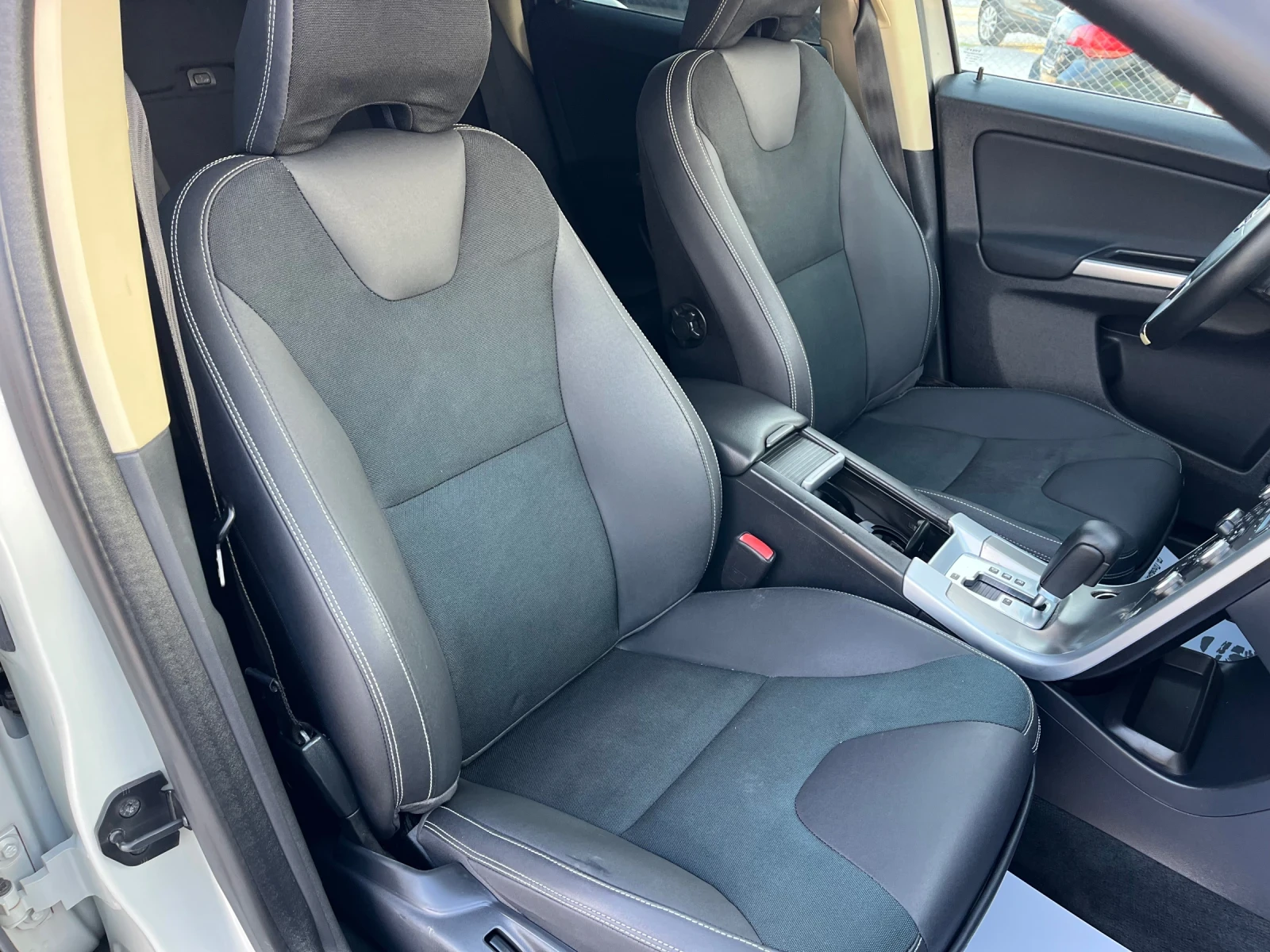 Volvo XC60 2.4D4 AWD Automat 163�� | Mobile.bg � ����������� 14