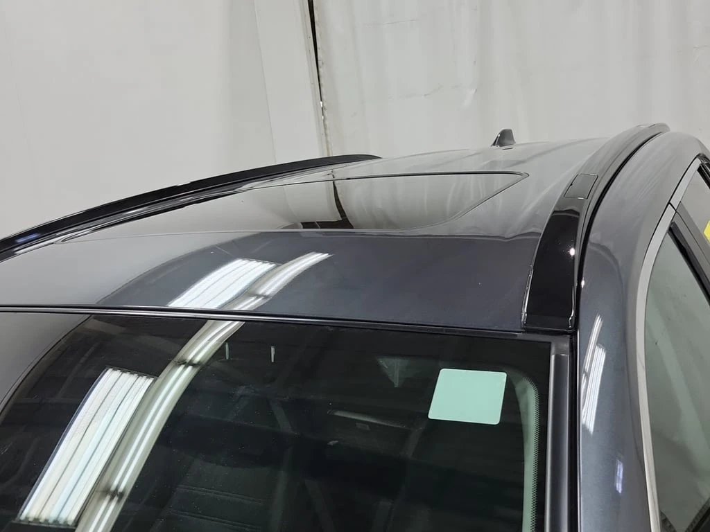 Toyota Rav4 * HYBRID LIMITED * CARFAX *  - изображение 8