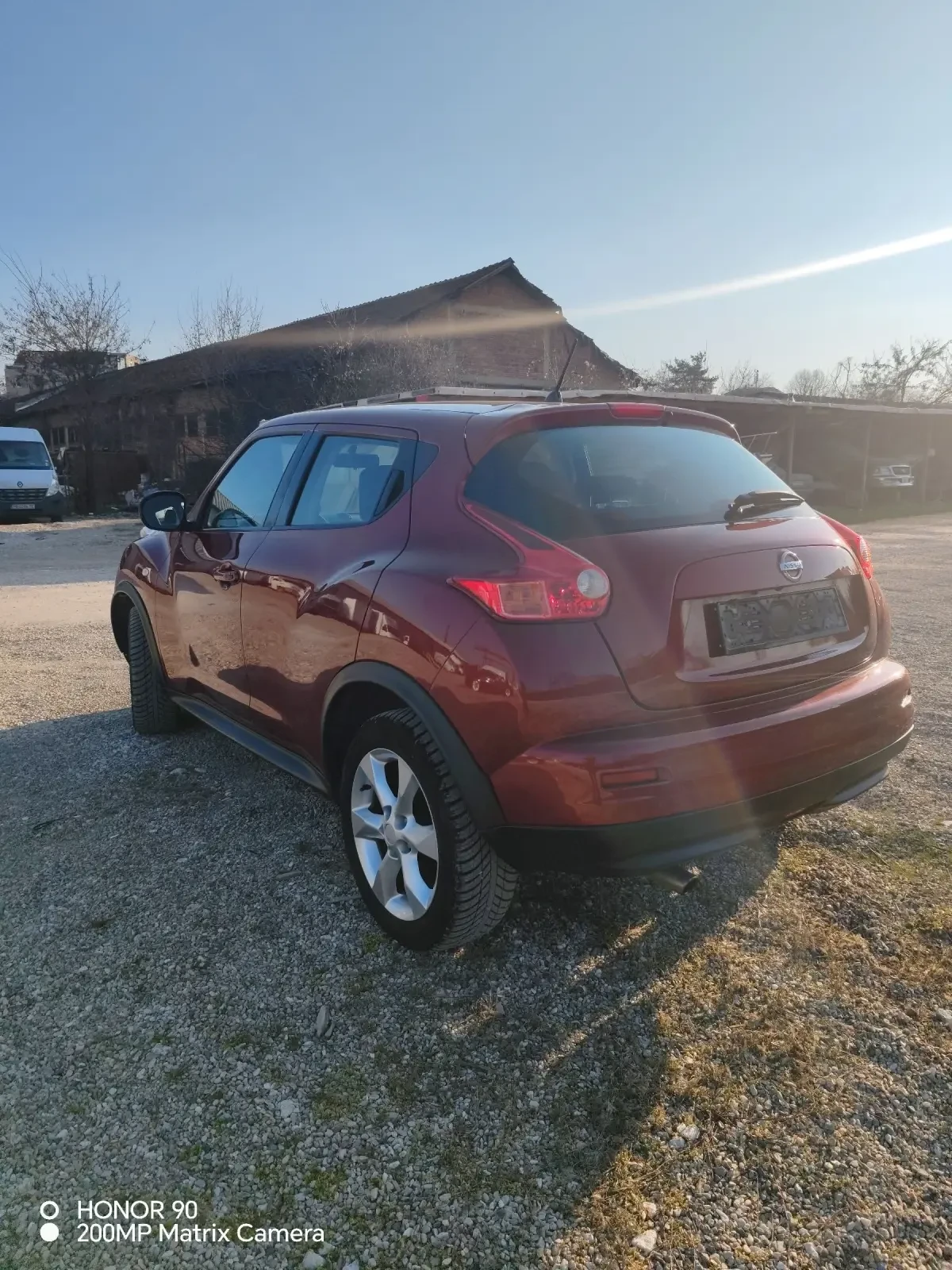 Nissan Juke 1.6 автомат, снимка 4 - Автомобили и джипове - 53927167